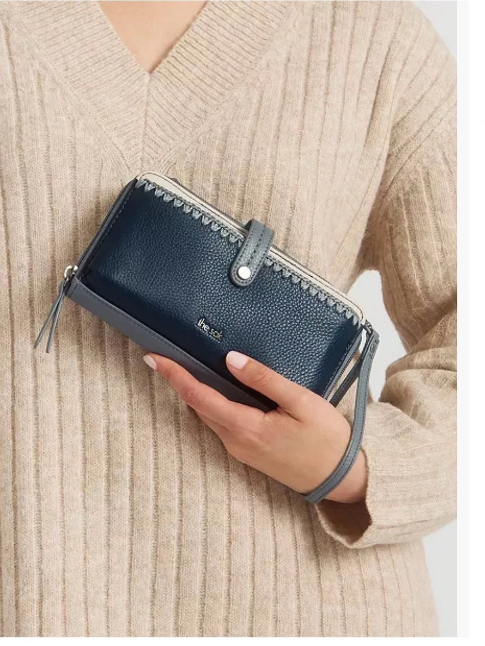 The Sak Iris Olive Wristlett Crochet Detail crossbody wallet NEW